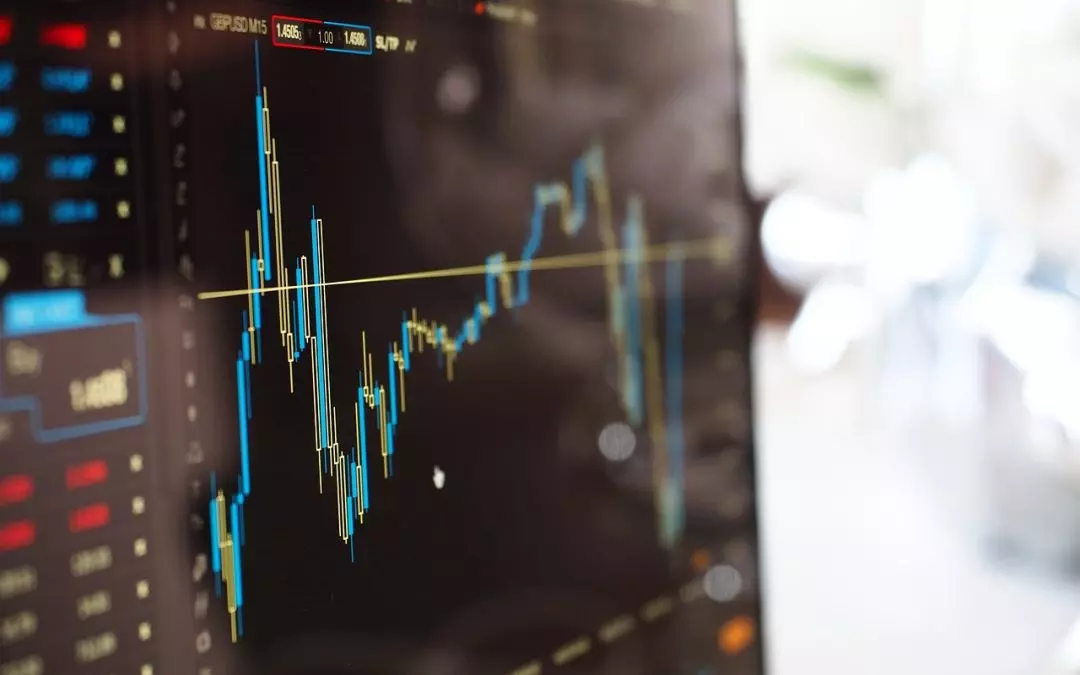 Reseñas de Plataformas de Trading: Análisis detallados de diferentes plataformas de trading que puedes usar.